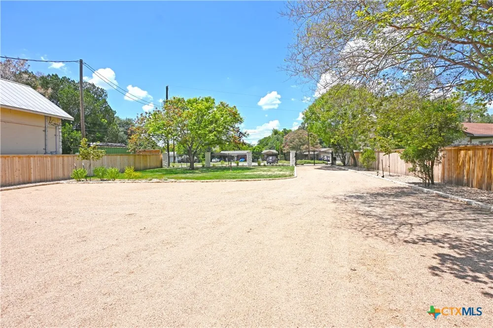 2221 Gruene Road New Braunfels, TX 78130