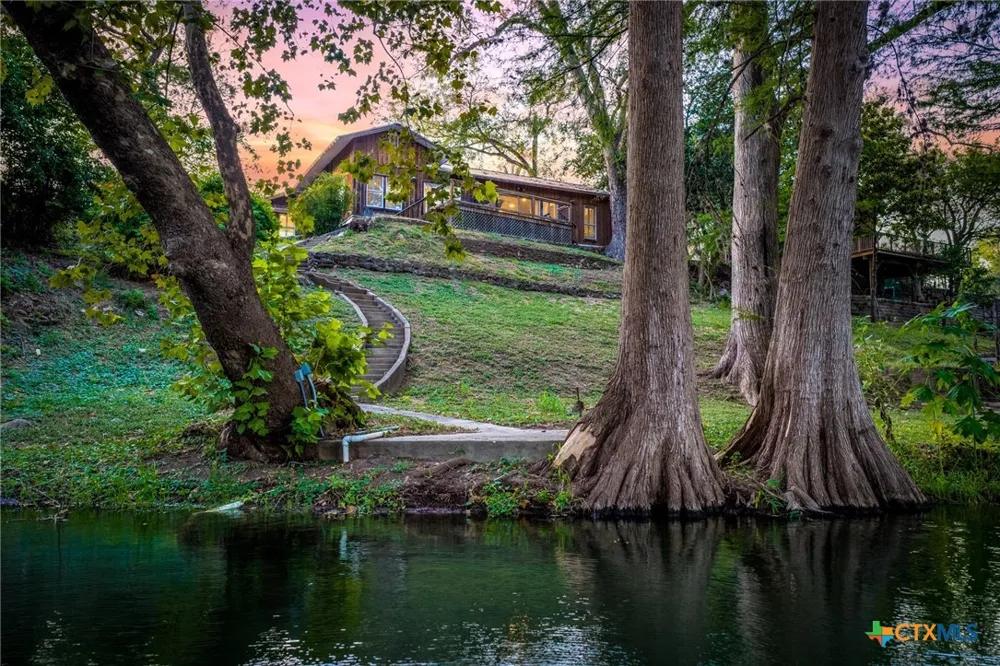 2221 Gruene Road New Braunfels, TX 78130
