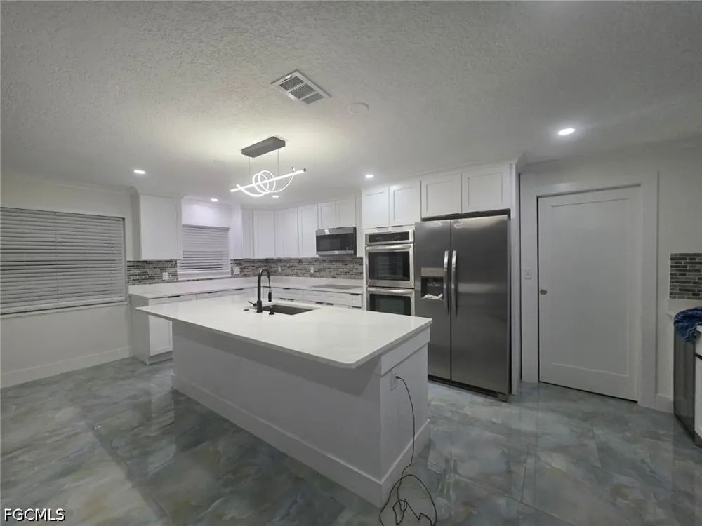 Colorado Avenue NE St Petersburg, FL 33703