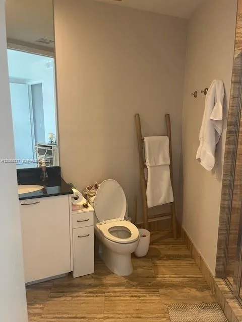 15901 Collins Ave #604 Sunny Isles Beach, FL 33160
