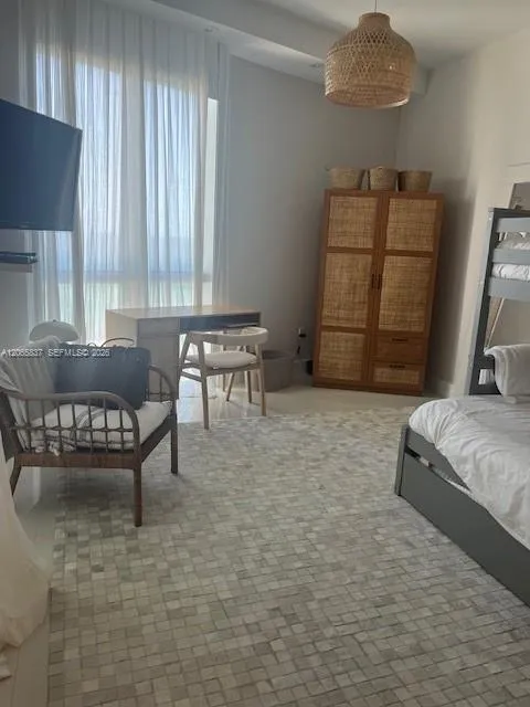 15901 Collins Ave #604 Sunny Isles Beach, FL 33160