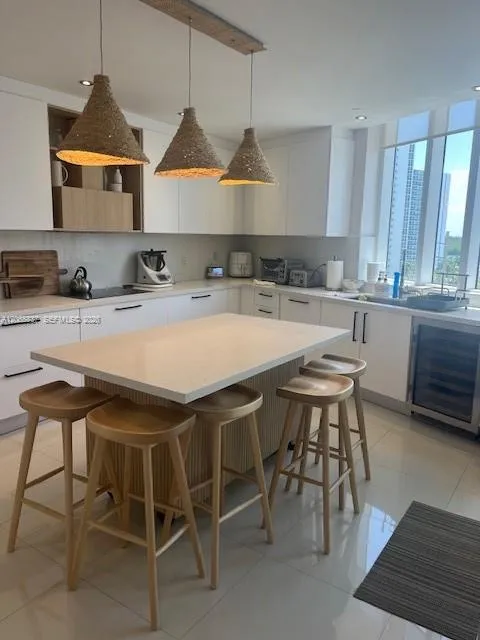 15901 Collins Ave #604 Sunny Isles Beach, FL 33160