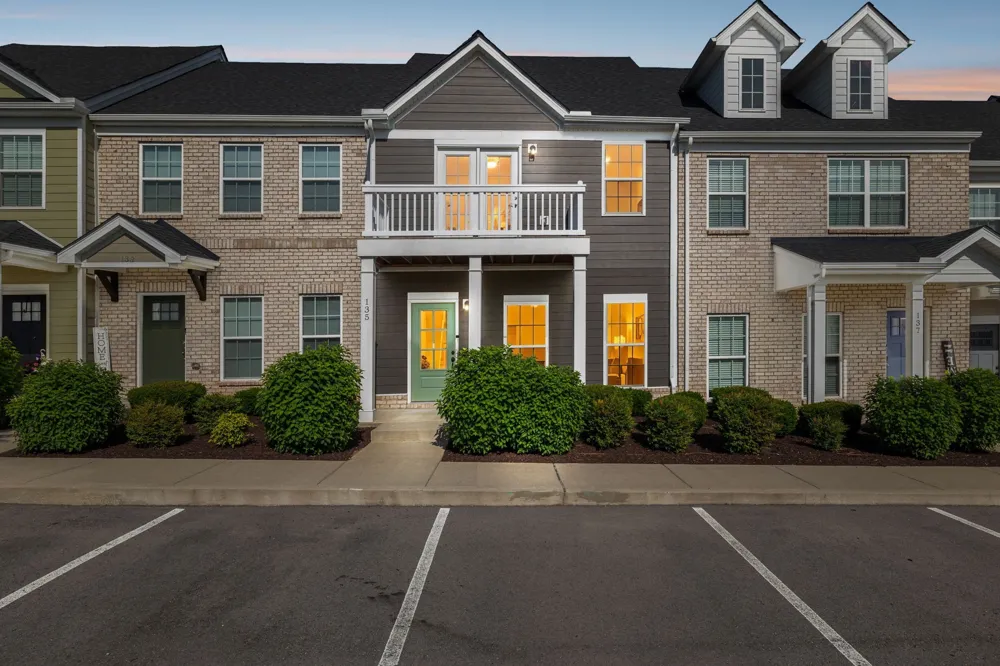 135 Harvard Dr Gallatin, TN 37066