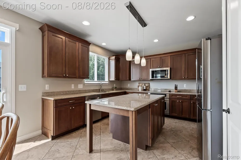25655 Coach Lane Lyon Charter Township, MI 48178