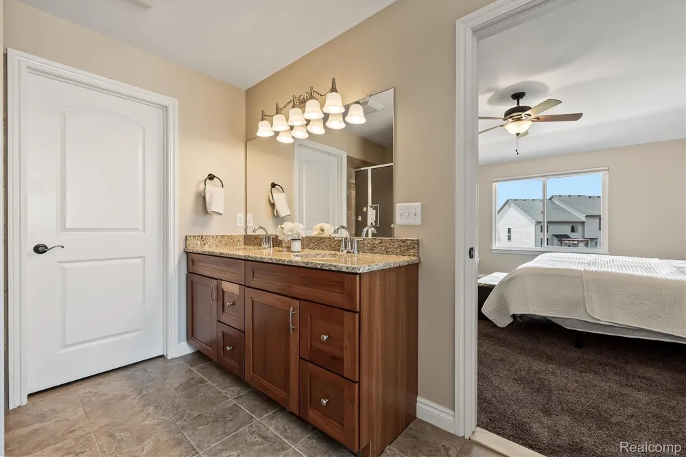 25655 Coach Lane Lyon Charter Township, MI 48178