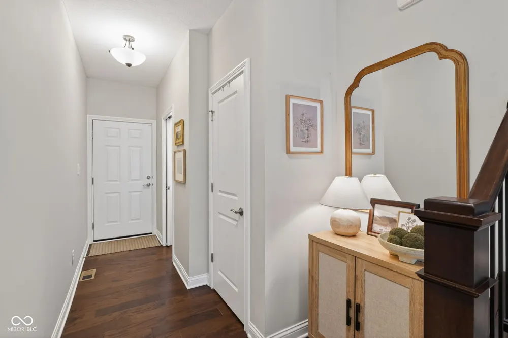 9737 Thorne Cliff Way #104 Fishers, IN 46037