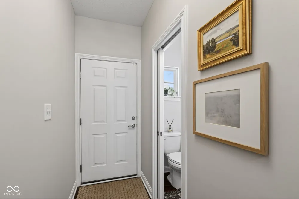9737 Thorne Cliff Way #104 Fishers, IN 46037