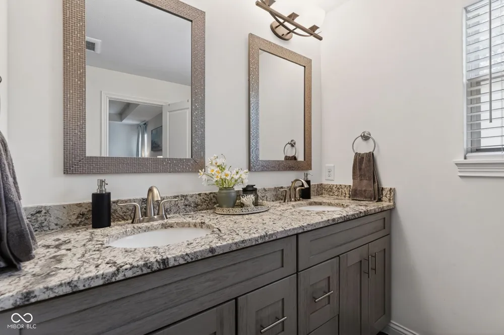 9737 Thorne Cliff Way #104 Fishers, IN 46037