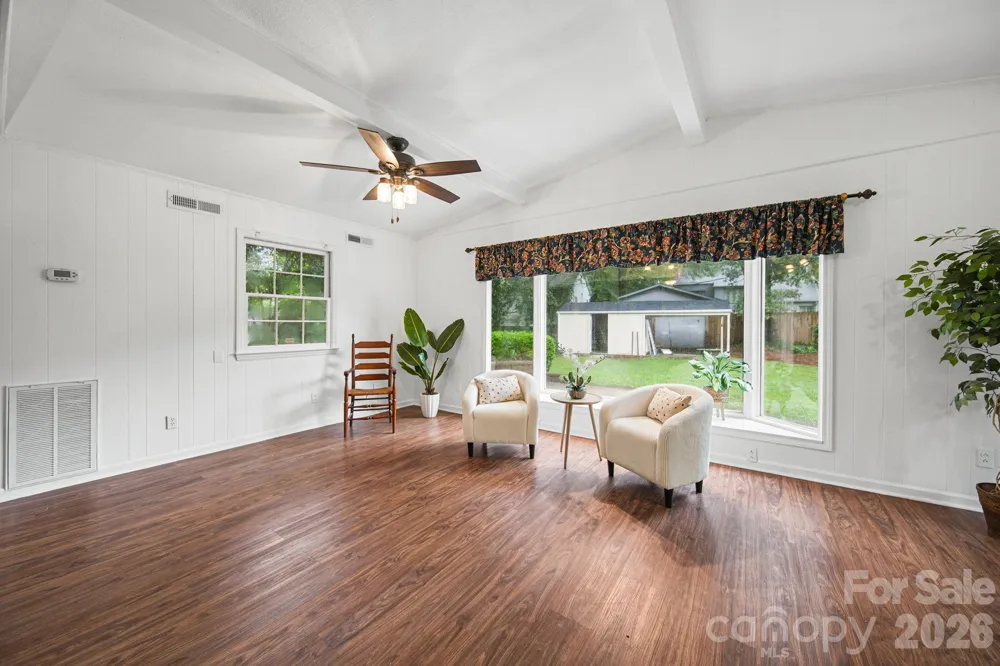 1210 Crescent Avenue Gastonia, NC 28052