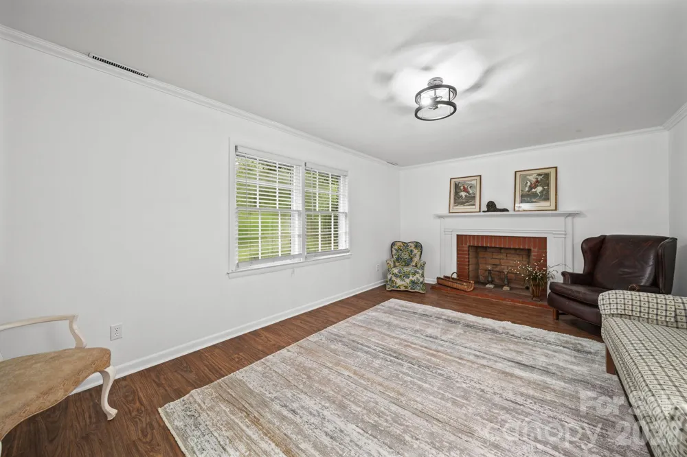 1210 Crescent Avenue Gastonia, NC 28052