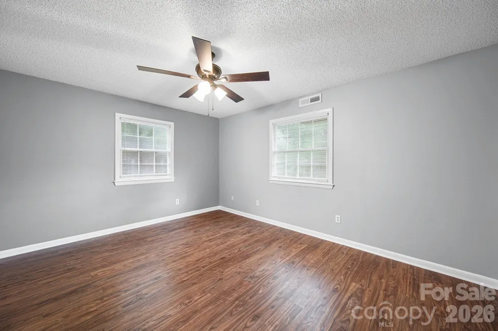 1210 Crescent Avenue Gastonia, NC 28052
