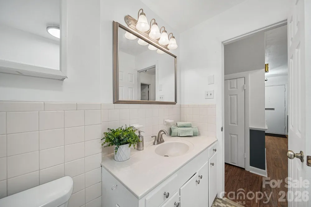 1210 Crescent Avenue Gastonia, NC 28052