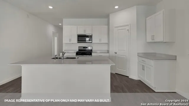 128 Wagner Way San Marcos, TX 78666