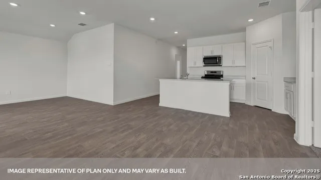 128 Wagner Way San Marcos, TX 78666
