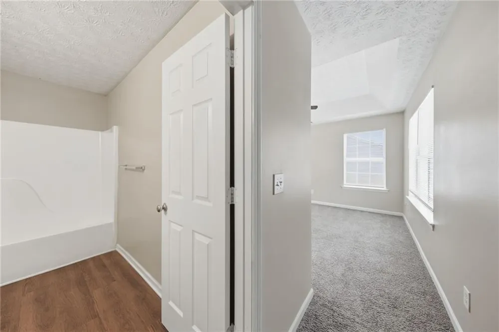 4516 Swan Trace Union City, GA 30349