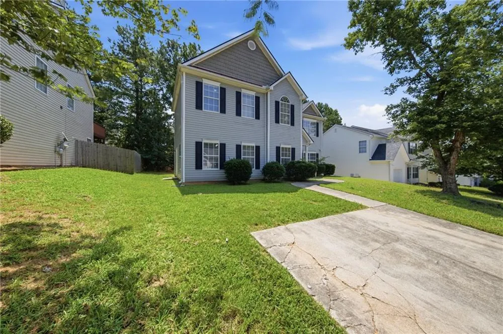 4516 Swan Trace Union City, GA 30349