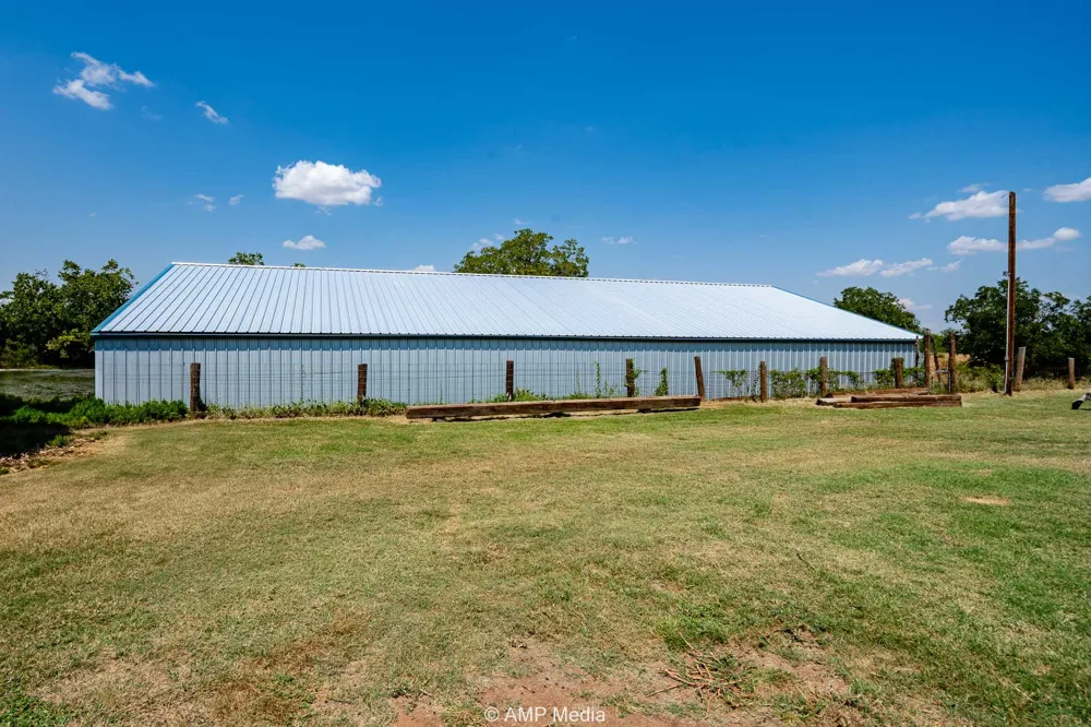 128 County Road 104 Roby, TX 79543
