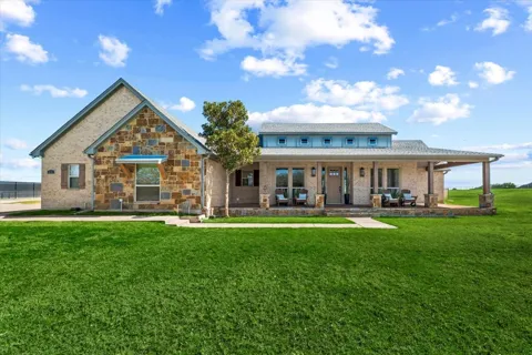 570 S Point Court