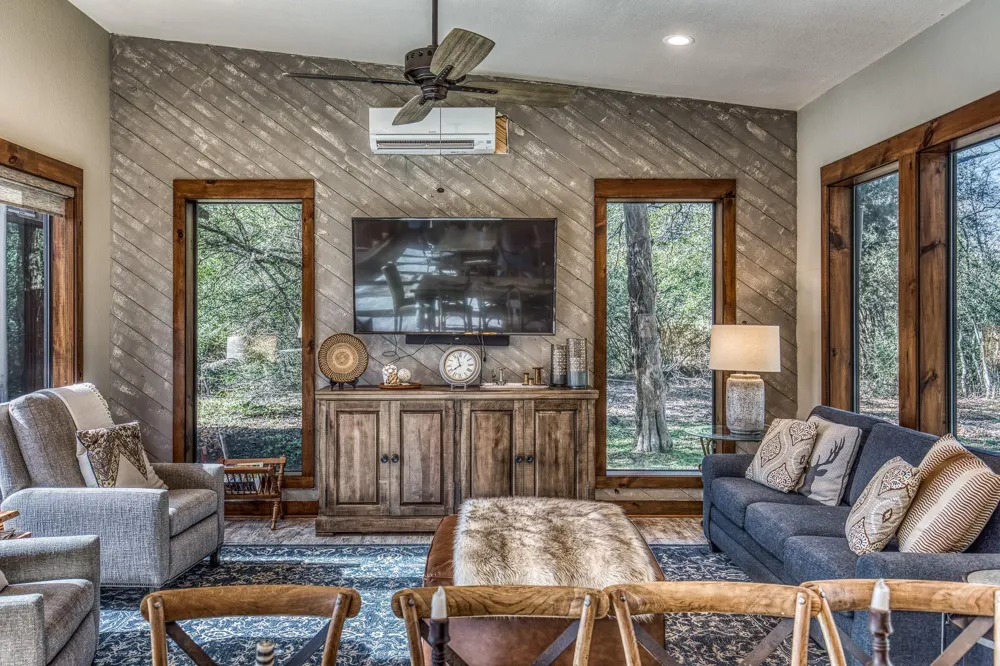 3408 Old Hwy 36 Bellville, TX 77418