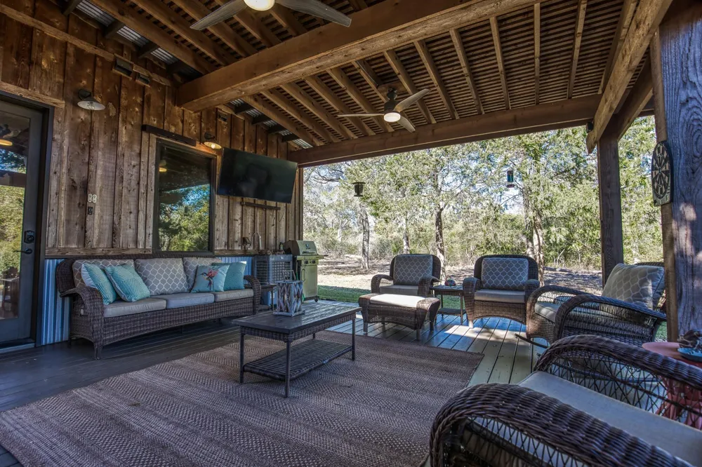 3408 Old Hwy 36 Bellville, TX 77418