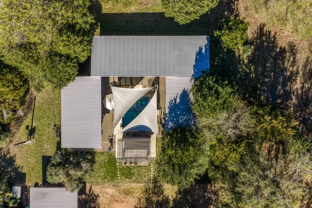 3408 Old Hwy 36 Bellville, TX 77418