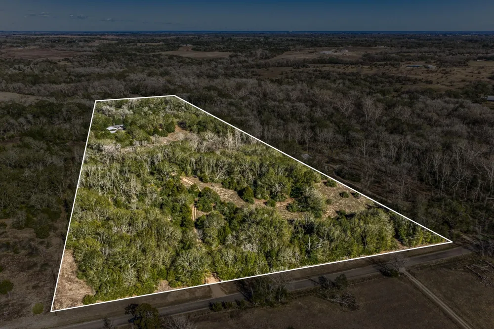 3408 Old Hwy 36 Bellville, TX 77418