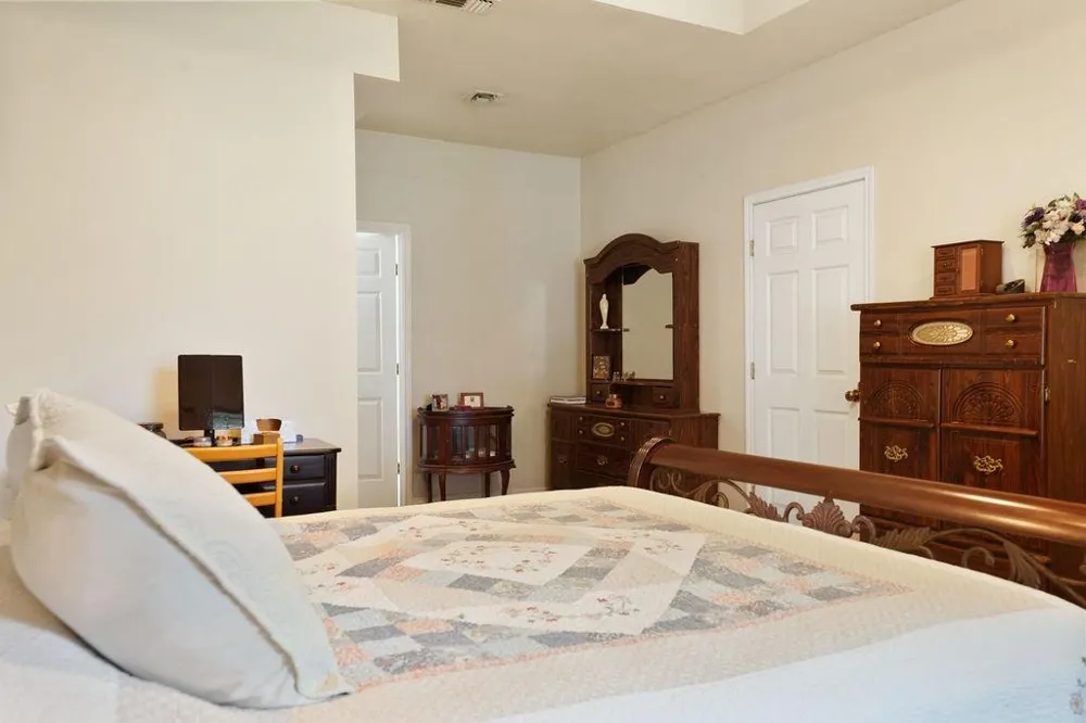 1615 Ambar Street El Campo, TX 77437