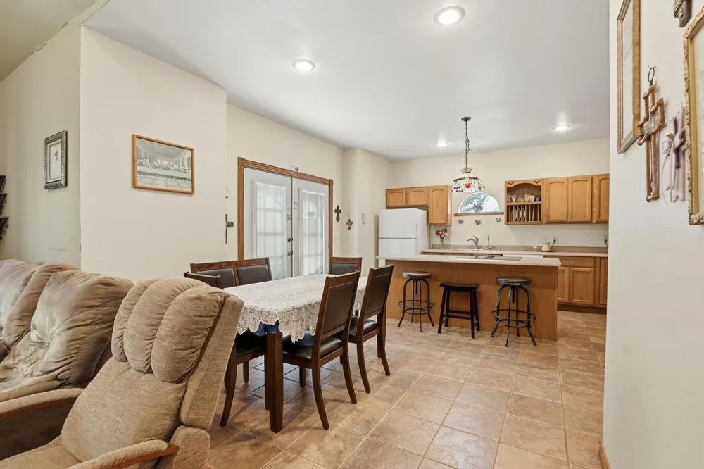 1615 Ambar Street El Campo, TX 77437