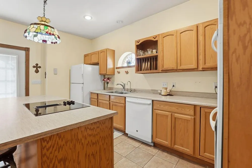 1615 Ambar Street El Campo, TX 77437