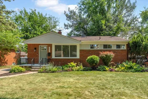 14421 Rosemary Boulevard