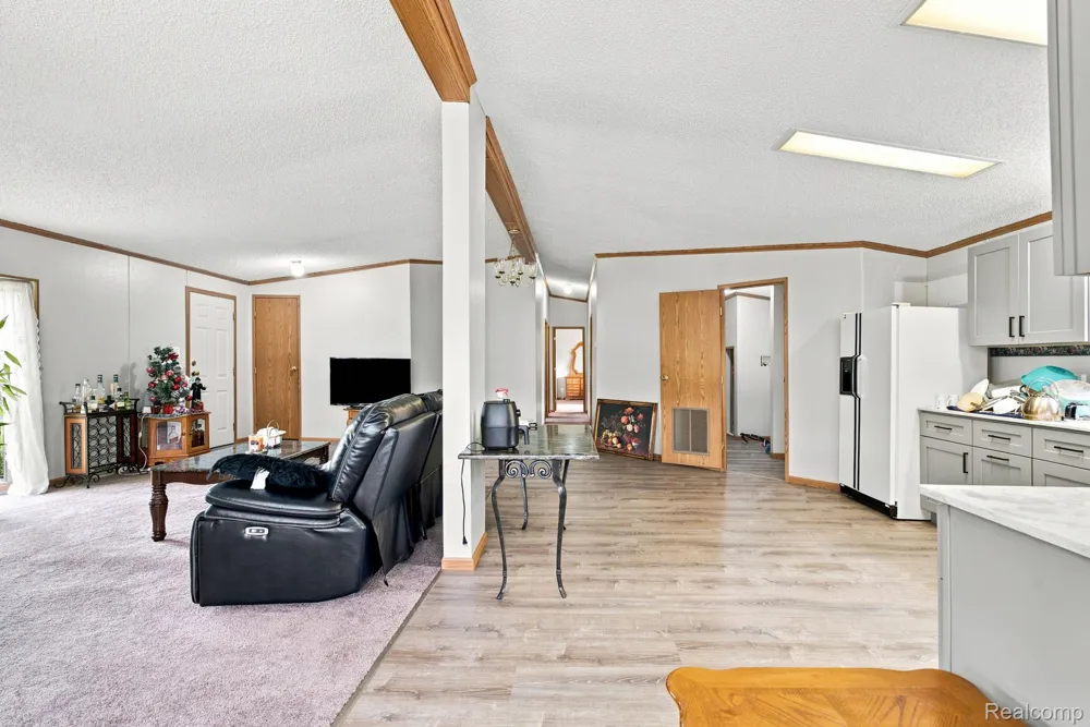 2390 Lakeshore Road Sanilac Township, MI 48401