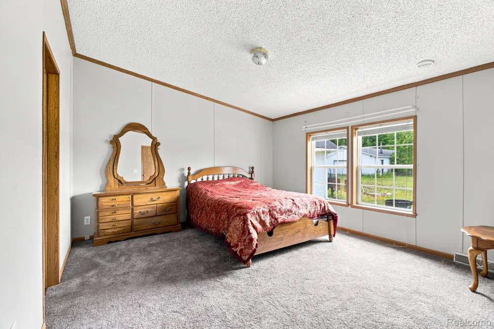 2390 Lakeshore Road Sanilac Township, MI 48401