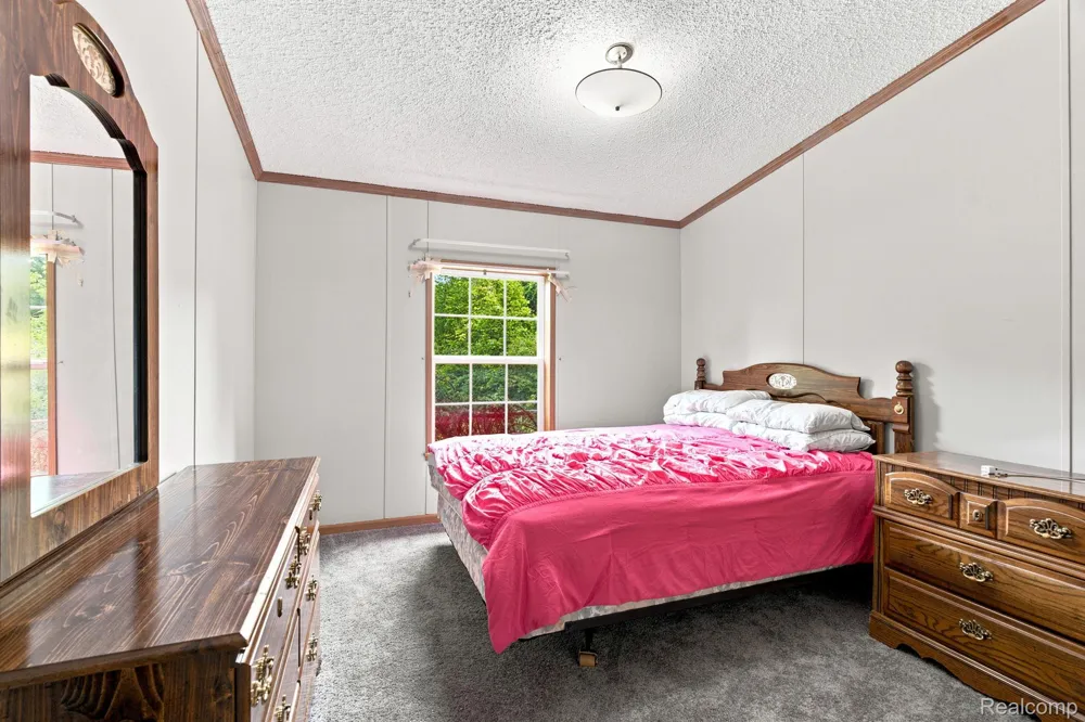 2390 Lakeshore Road Sanilac Township, MI 48401
