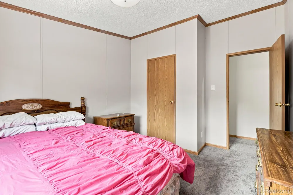 2390 Lakeshore Road Sanilac Township, MI 48401