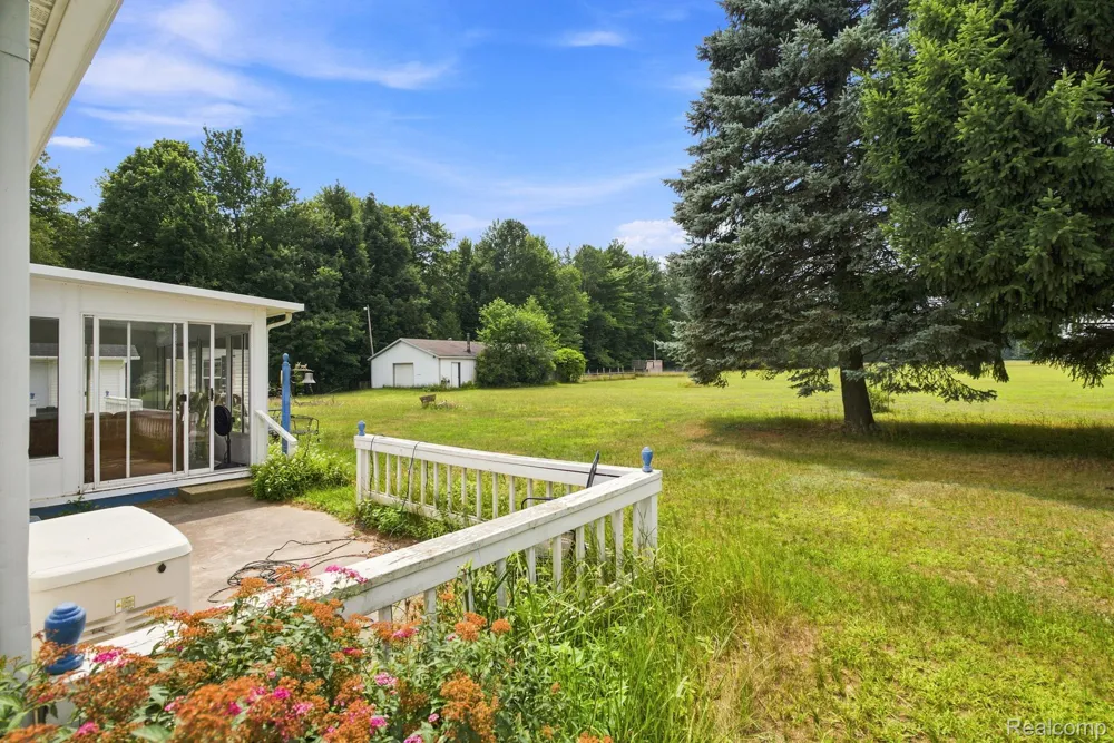 2390 Lakeshore Road Sanilac Township, MI 48401