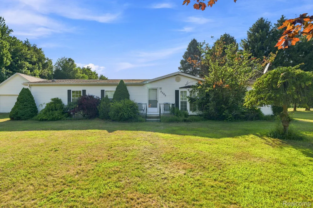 2390 Lakeshore Road Sanilac Township, MI 48401