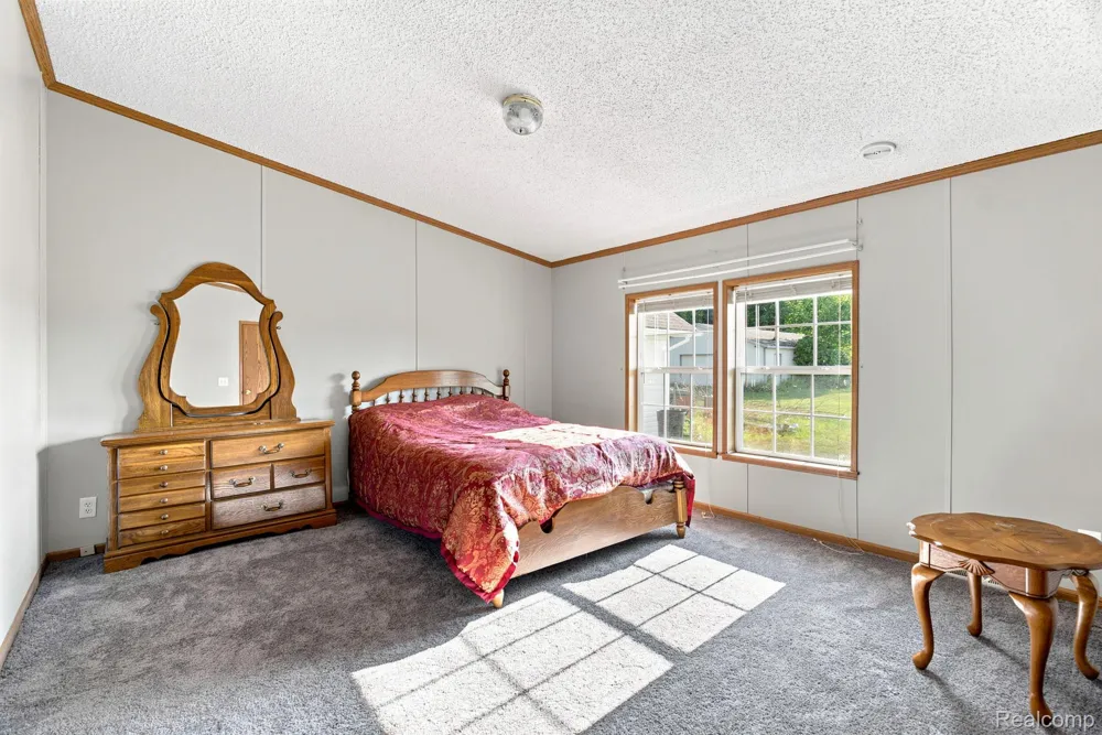 2390 Lakeshore Road Sanilac Township, MI 48401