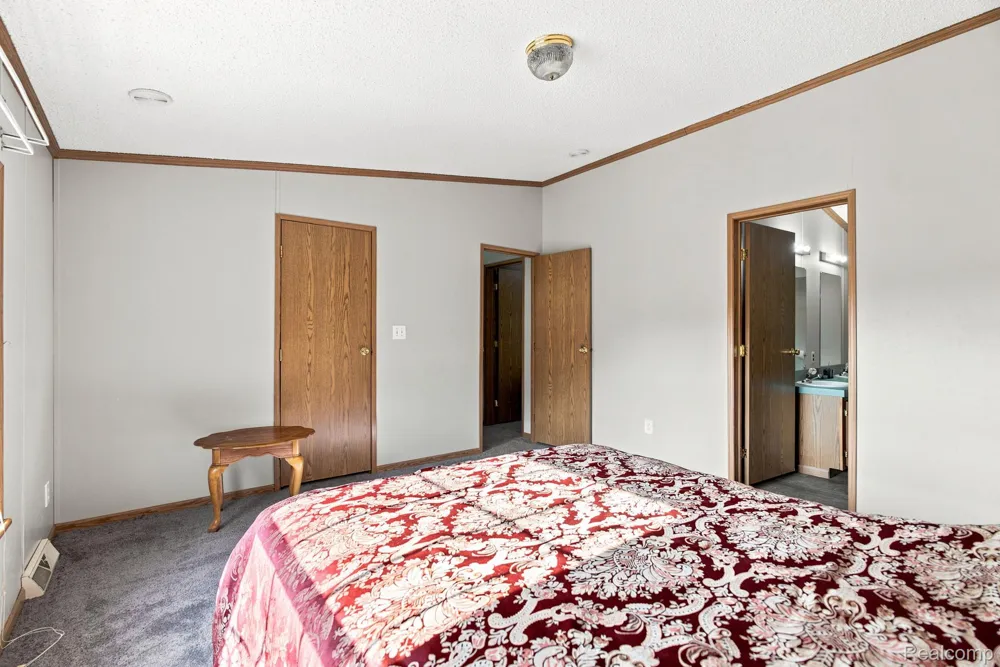 2390 Lakeshore Road Sanilac Township, MI 48401