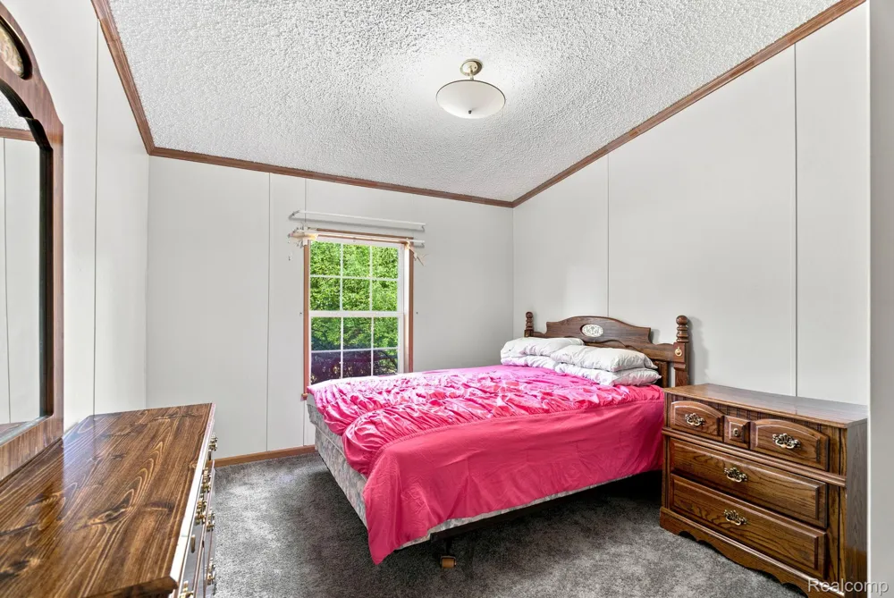 2390 Lakeshore Road Sanilac Township, MI 48401
