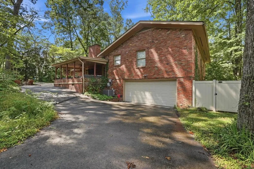747 Timber Ln Cookeville, TN 38501