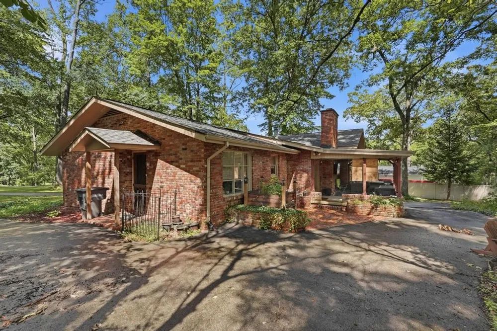 747 Timber Ln Cookeville, TN 38501