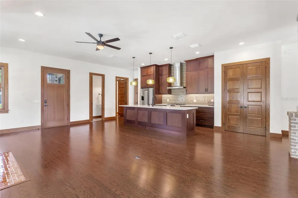 1000 S 9TH STREET #na Leesburg, FL 34748