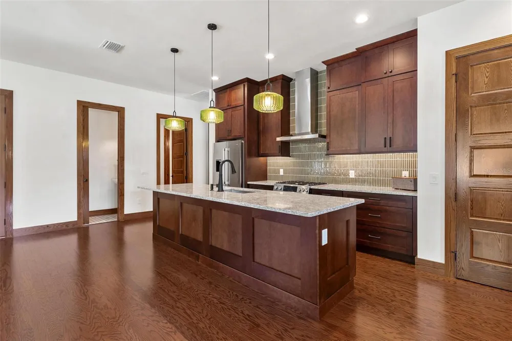 1000 S 9TH STREET #na Leesburg, FL 34748