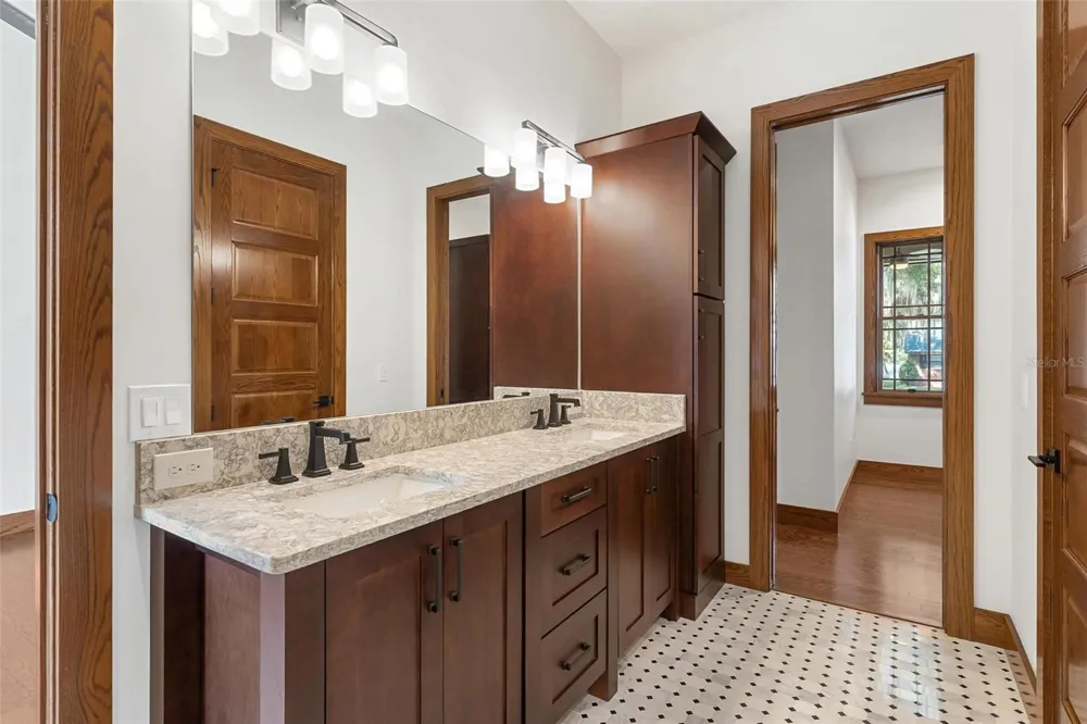 1000 S 9TH STREET #na Leesburg, FL 34748
