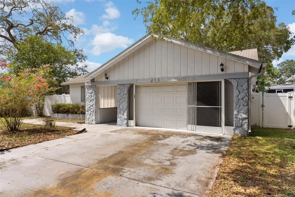 436 MANOR BOULEVARD Palm Harbor, FL 34683