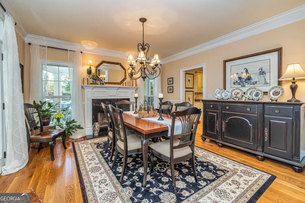 210 Mockingbird LN Brooks, GA 30205