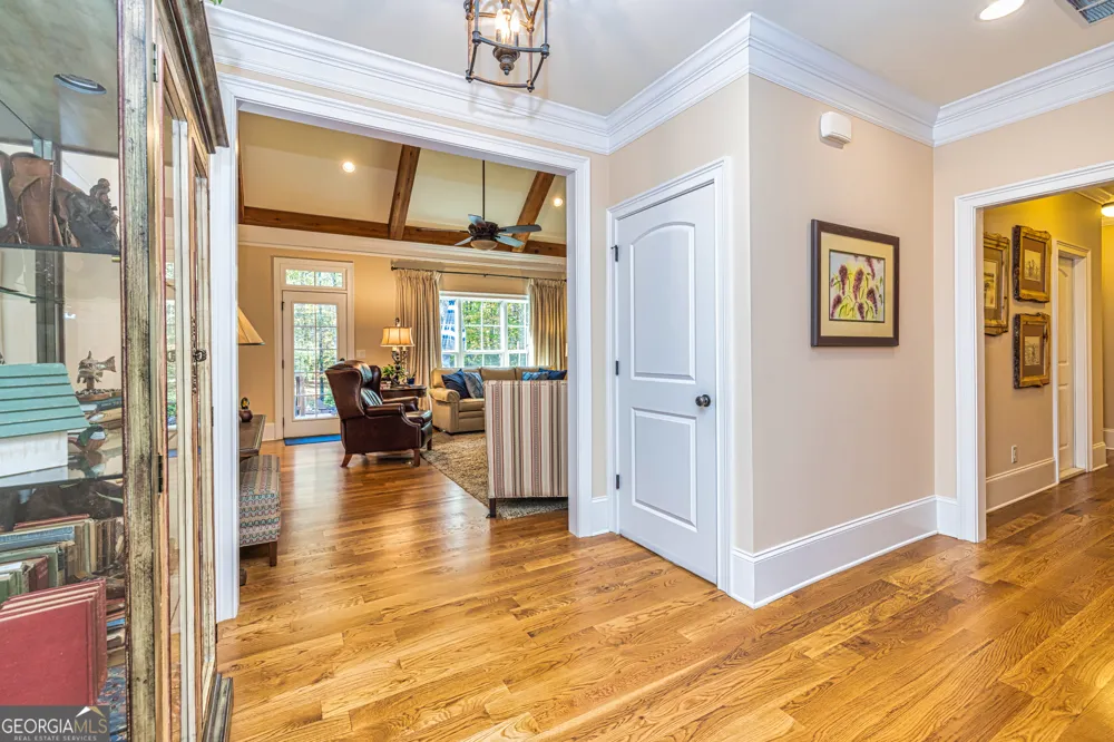 210 Mockingbird LN Brooks, GA 30205