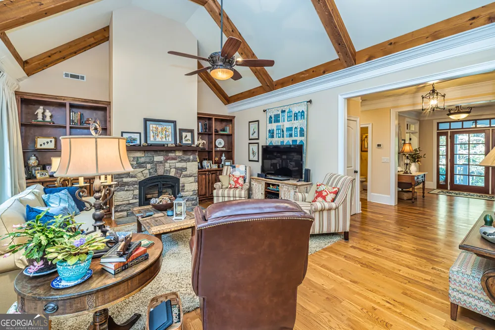 210 Mockingbird LN Brooks, GA 30205
