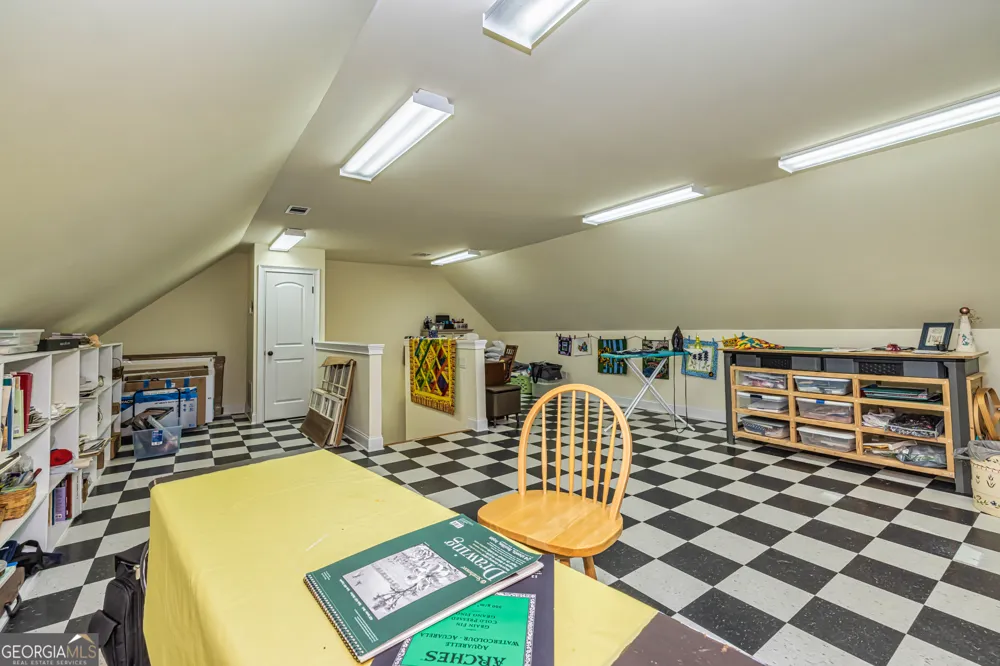 210 Mockingbird LN Brooks, GA 30205