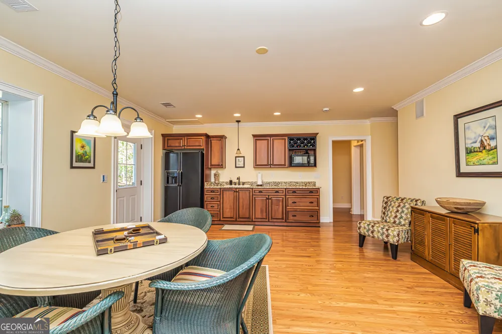 210 Mockingbird LN Brooks, GA 30205